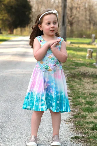 Vista 3 de Funnycokid Vestido de sirena para niñas y niños, vestido de verano sin mangas, traje de cumpleaños, ropa de fiesta de 4 a 13 años