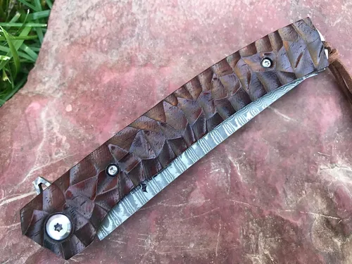Vista 3 de TACTICAL GEARZ Cuchillo de bolsillo de Damasco - Cuchillo plegable EDC con mango de palisandro - Hoja VG10 de acero de Damasco de 67 capas
