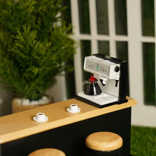 Vista 4 de Cafetera en miniatura con olla y 2 tazas, accesorios para casa de muñecas 1:12, máquina de café, decoración artificial de la casa, decoración