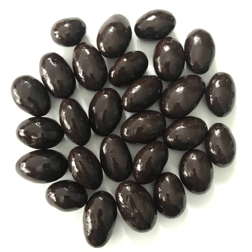 Vista 3 de Almendras cubiertas de chocolate negro - Almendras crujientes empapadas en rico chocolate negro (bolsa de 2 libras)