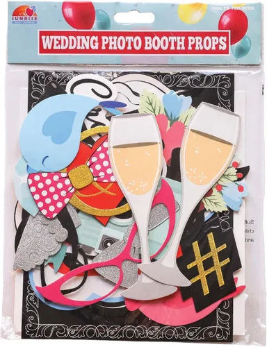 Vista 9 de Utilería para sesiones de foto en bodas con letrero "Strike a Pose", 31 piezas estampadas con palos de madera.