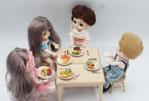 Vista 3 de Juego de comida en miniatura para casa de muñecas hecha a mano, 5 platos realistas, mini accesorios de comida de arcilla seca al aire, decoración