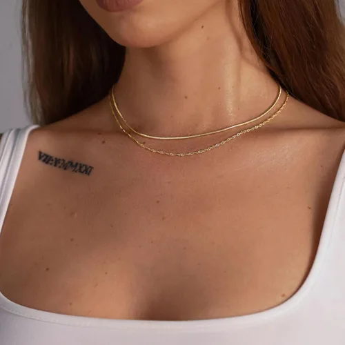 Vista 3 de ASCOMY Collares en capas para mujer, delicado collar de oro de 14 quilates chapado en oro de espiga para mujer, collar de cruz de perlas, clip