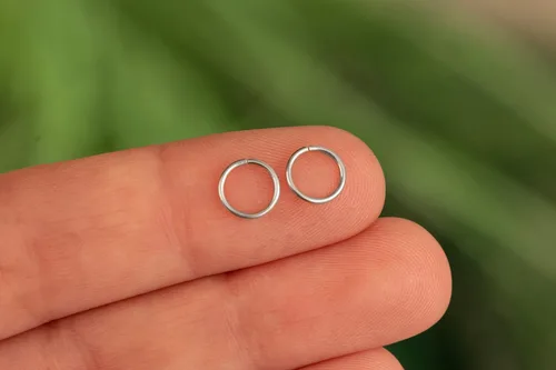 Vista 130 de Aretes de aro de oro de plata – Aretes de aro para mujer, dos piezas de aros de plata fina rellenos de oro, aro de hélice, anillo de tragus, aro