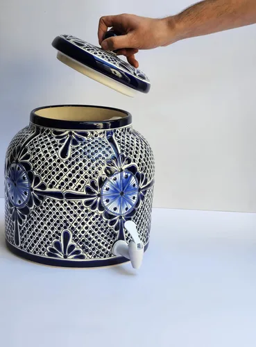 Vista 4 de Dispensador de agua de mesa de cerámica (diseño talavera)