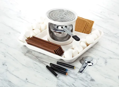 Vista 3 de Chicago Metallic Smores Maker, Blanco Pequeño