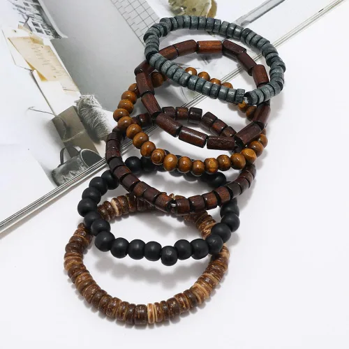 Vista 3 de Pulsera Gótica Ajustable de Cuero Trenzado Punk Multicapa de Estilo Grunge, Conjunto de Pulseras Emo con Brazalete de Metal, Envoltura
