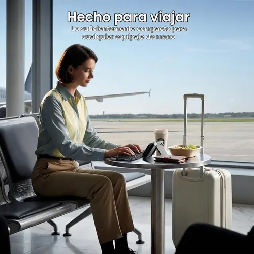 Vista 2 de iClever Teclado inalámbrico plegable en 3 de tamaño compacto de bolsillo (versión inglés) con touch pad sensible (sincroniza hasta 3 dispositivos)