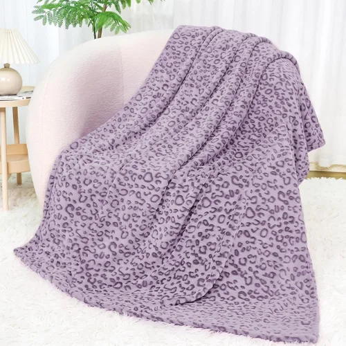 Vista 20 de SEEGU - Manta blanca y negra, 40 x 50 pulgadas Soft Warm Cozy, For Car Seat Stroller Travel, Home Room Bedroom Decor, All Seasons, Birthday Gifts
