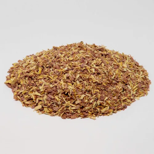 Vista 2 de Chips de cedro 100% natural Mantillo Ideal para plantas en macetas al aire libre o de interior Cama para perros Agradable aroma terroso 4