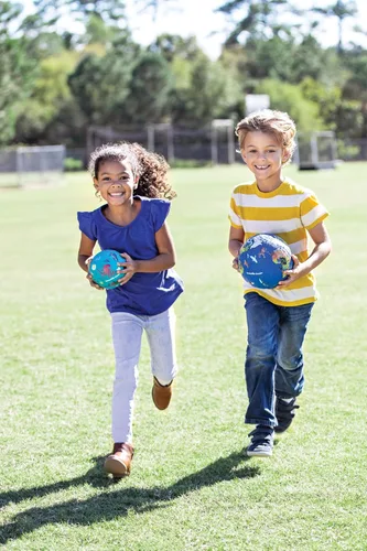 Vista 2 de Crocodile Creek Pelota de Patio de Juegos – Pelota de goma duradera para niños a partir de 3 años – Pelota inflable que rebota para kickball