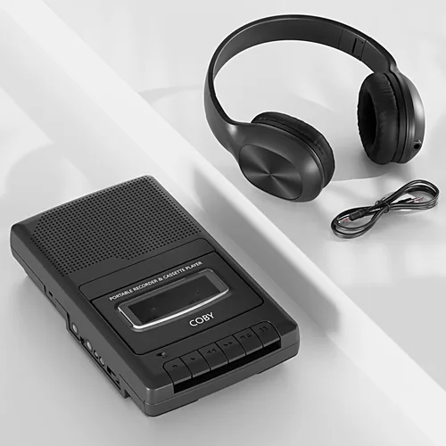 Vista 4 de Coby Reproductor de cassette portátil y grabadora con auriculares sobre la oreja, micrófono integrado, grabación de un solo toque, parada