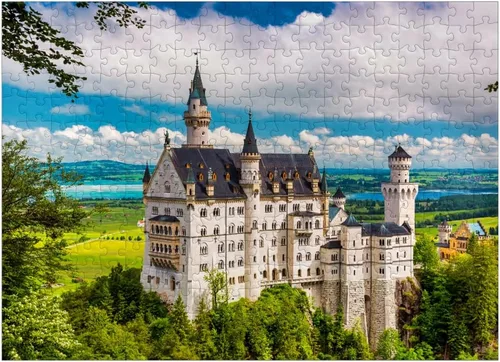 Vista 7 de MyPuzzle Neuschwanstein Castle On A Summer Day in Germany - Rompecabezas prémium de 100 piezas para adultos