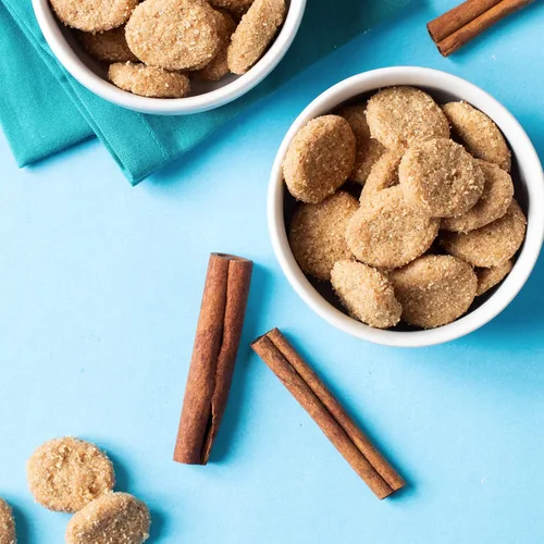Vista 8 de HIGHKEY Galletas mini de azúcar y canela de harina de almendras de 2.25 onzas (paquete de 3)