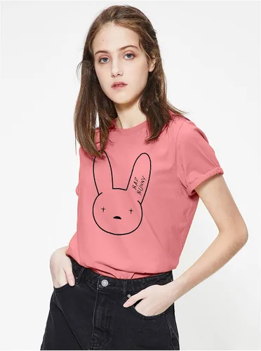 Vista 2 de DUTUT Camiseta Bad Bunny para mujer, divertida camiseta gráfica de conejo, camiseta de Pascua cristiana inspiradora de verano