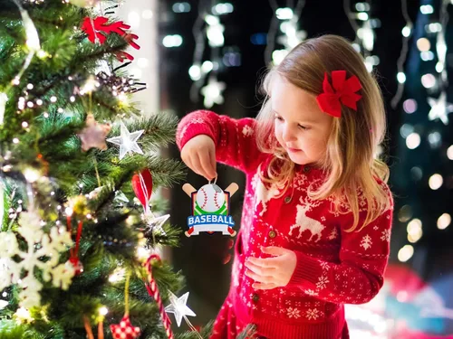 Vista 4 de Adorno de béisbol, adornos de Navidad de béisbol para niños, relleno de calcetines, idea de regalo para jugadores, se puede personalizar en casa