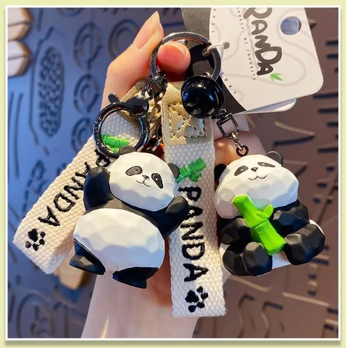 Vista 3 de HSYHERE Cute Kawaii Different Posture Wood Carving Lucky Panda Keychain Keyrings Car Key Chain Ring Bag Pendant Holder Strap
