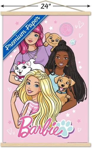 Vista 3 de Trends International Mattel Barbie - Bonito póster de pared, 22.37 x 34.00 pulgadas, paquete de impresión premium y colgador de madera de haya