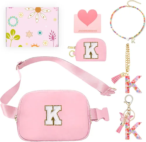 Vista 51 de Regalos de moda para niñas adolescentes, cangurera con monograma para niña con llavero, collar, dijes de taza, tarjeta de felicitación y caja