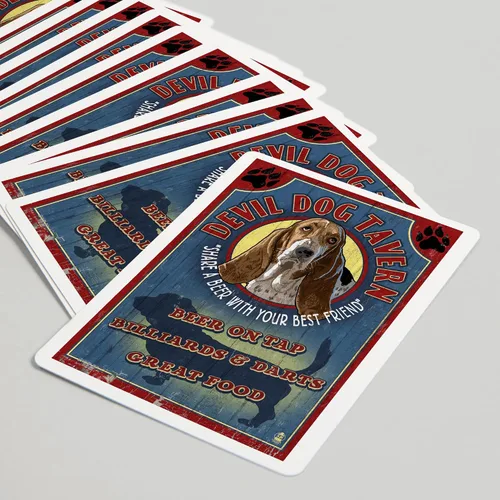 Vista 5 de Lantern Press Cartel vintage de Devil Dog Tavern, Basset Hound (52 cartas de juego, baraja de cartas de tamaño póquer con comodines)