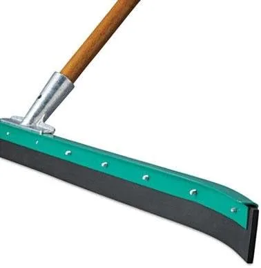 Vista 4 de aquadozer Curved Floor Squeegee, 36" Wide Blade, Socket de hule, color negro