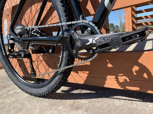 Vista 6 de Eastern Bikes Alpaka Bicicleta de montaña ligera de 29 pulgadas, 9 velocidades, frenos de disco hidráulicos, suspensión delantera disponible en 4