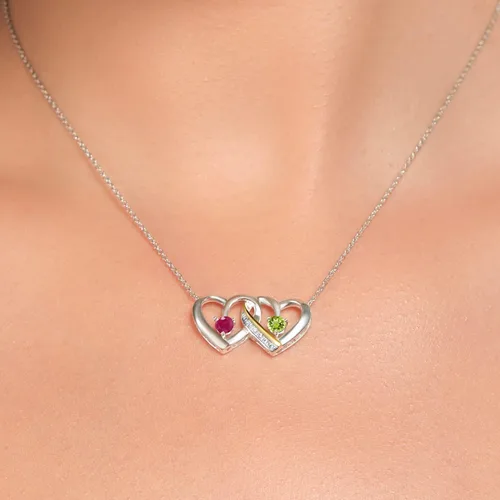 Vista 2 de Gem Stone King Collar de plata de ley 925 y oro amarillo de 10 quilates 2 tonos rubí rojo y peridoto verde doble corazón entrelazado con dije
