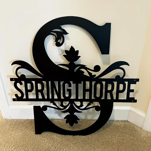 Vista 4 de Letreros de metal personalizados con nombre de familia, letreros de apellido, decoración del hogar arte de pared de metal al aire libre