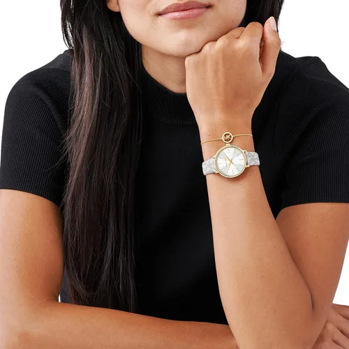 Vista 4 de Michael Kors Mini reloj Pyper de dos manos de acero inoxidable para mujer, Vainilla, Reloj de cuarzo