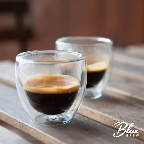 Vista 3 de BLUE BREW Vasos Expresso Shots de 2.5 onzas, vasos de café de vidrio aislado de doble pared, juego de 2, vasos de café aptos para microondas