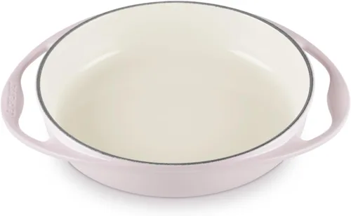 Vista 9 de Le Creuset - Plato redondo de hierro fundido esmaltado, 2 cuartos de galón, color cereza Cerise