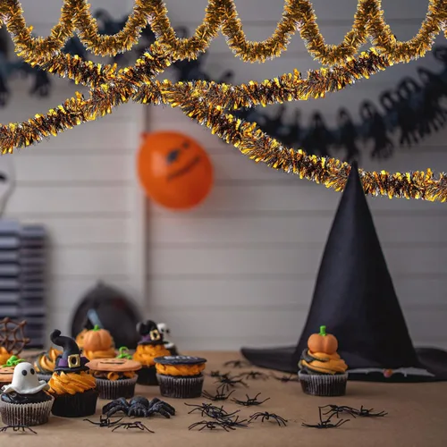 Vista 6 de Bimkole 5 guirnaldas de oropel de Halloween, 5 unidades, 33 pies, color negro y naranja brillante, guirnalda metálica para colgar en fiestas