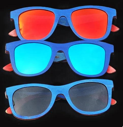 Vista 6 de Gafas de sol de madera Polarizadas Marco de madera vintage 100% protección UVAUVB Funda de bambú Hombres y mujeres