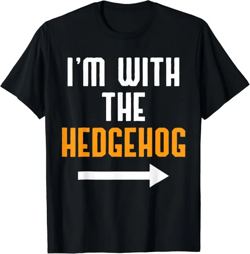Vista 2 de Camiseta divertida con texto en inglés "I'm With The Hedgehog" para parejas de Halloween, Negro
