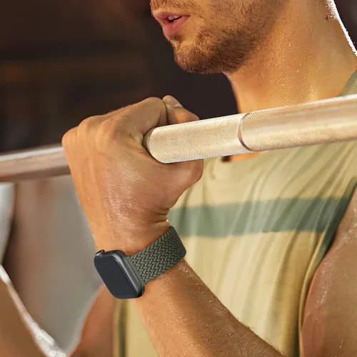 Vista 4 de DaQin Paquete de 4 correas elásticas trenzadas Solo Loop para Apple Watch para mujeres y hombres, de 1.575 pulgadas, 1.614 pulgadas, 1.654 pulgadas