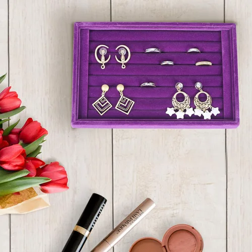 Vista 5 de Bandejas de terciopelo con 7 ranuras para anillos y aretes, escaparate, organizador de joyas (morado)