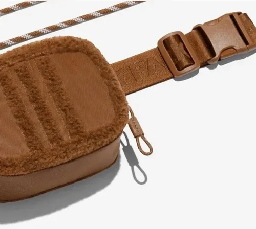 Vista 5 de Adidas Originals X Ivy Park Sherpa - Riñonera y riñonera color marrón salvaje, talla única, marrón (Wild Brown), Riñonera y riñonera
