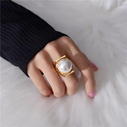 Vista 3 de OIDIMS Anillo de perlas exageradas de acero inoxidable en forma de Y, estilo único, anillos grandes personalizados, joyería de ajuste cómodo