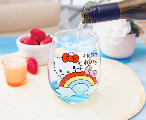 Vista 4 de Silver Buffalo Sanrio - Vaso de vino sin tallo, diseño de Hello Kitty, con capacidad para 20 onzas
