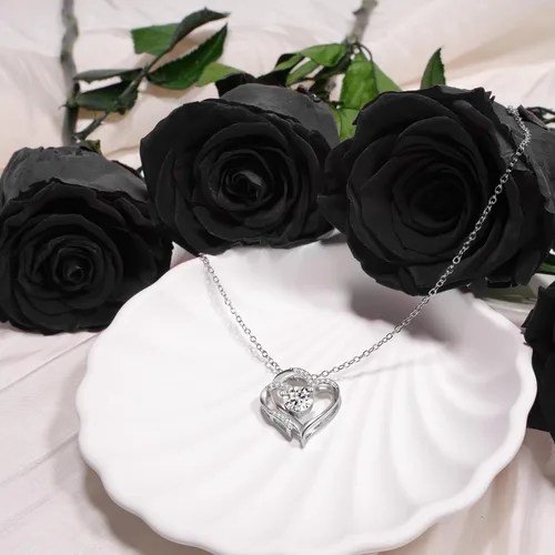 Vista 2 de Yamonic Regalos de rosas de cumpleaños para mujer, rosa real eterna con collar de corazón, regalos para mamá abuela, flores preservadas con tallo