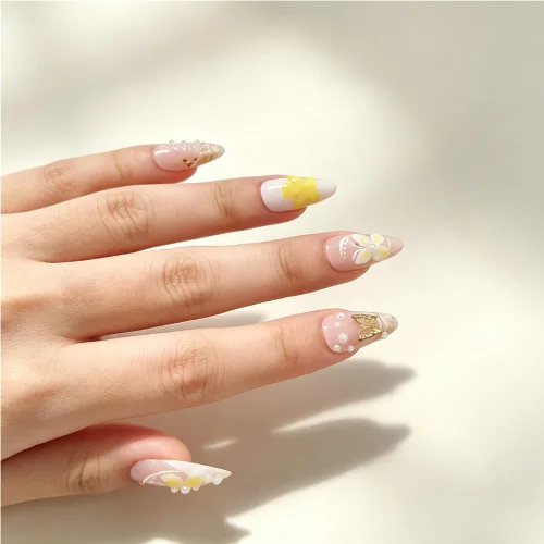 Vista 50 de Uñas postizas a presión medianas con diseño geométrico blanco almendra – 24 uñas postizas reutilizables de ABS brillante, fácil de aplicar, juego