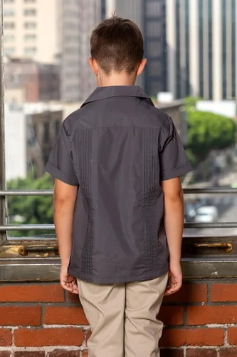 Vista 5 de Camisa mexicana cubana de Guayabera para niño, cuatro bolsillos, manga corta, clásica, bordada, tradicional, para bautizo, camisa informal relajada