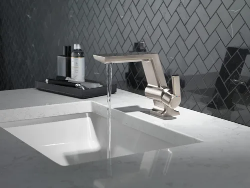 Vista 2 de Delta Faucet 599-SS-PR-MPU-DST Grifo de barra pivotal, Lumicoat Inoxidable