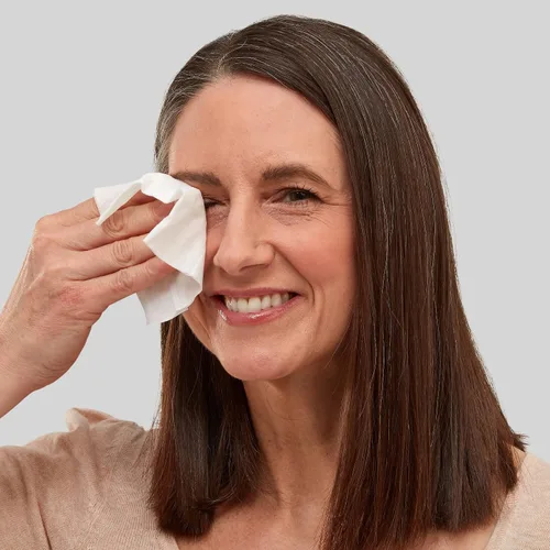Vista 9 de The Eye Doctor Toallitas para párpados de aceite de árbol de té, 20 toallitas de limpieza de ojos de un solo uso para el cuidado diario de la tapa