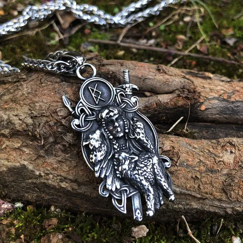 Vista 5 de GuoShuang Collar vikingo con panel nórdico de valquiria freya para hombre, regalo vikingo, joyería colgante vikinga de acero inoxidable, Acero