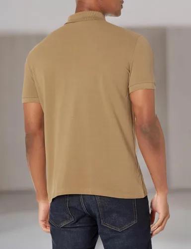 Vista 3 de Lacoste Polo de manga corta para hombre, ajuste regular, mini piqué con cinta de hombro