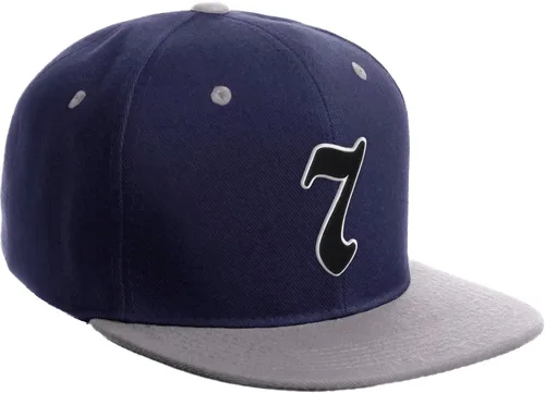 Vista 1594 de Daxton Gorra clásica con visera de billete plano con letras del alfabeto inglés antiguo de la A a la Z