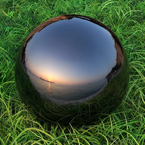 Vista 9 de Lulu Decor, bola de espejo de observación de cobre y acero inoxidable de 30,48 cm, globo de decoración de jardín con acabado suave y brillante