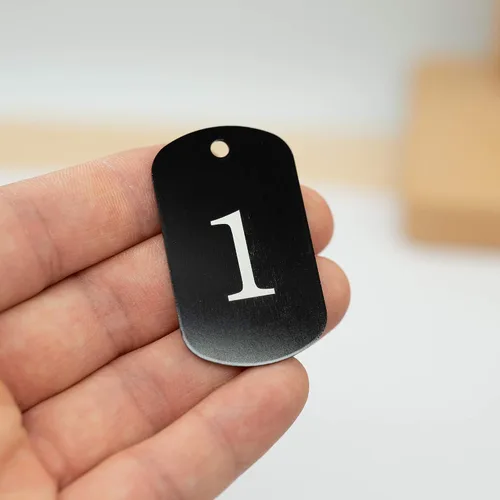 Vista 5 de Etiquetas numeradas de aluminio para identificación (1-10, negro)