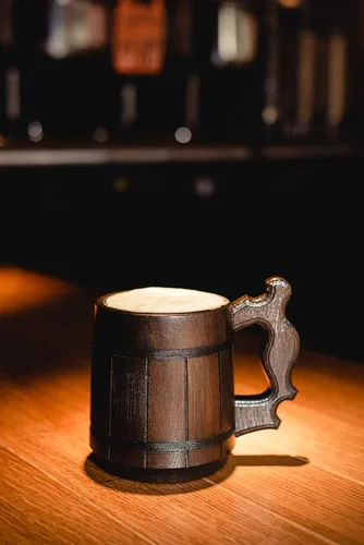 Vista 8 de Taza de madera hecha a mano de 20 onzas, taza de acero inoxidable tallada de cerveza natural, color marrón antiguo, taza de cerveza tallada